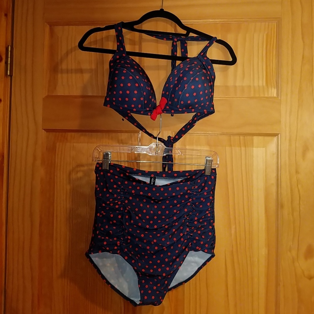 NWOT High Waisted 2 Piece Swimsuit